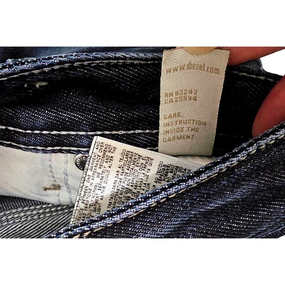 Men's Diesel Krooley W28 L30 Tapered Fit Slim Jeans Denim Division Dark Wash - Picture 8 of 14